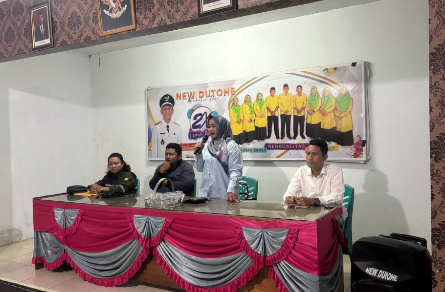 Rakhmatiyah Deu Sosialisasi Bersama Penerima Bantuan…